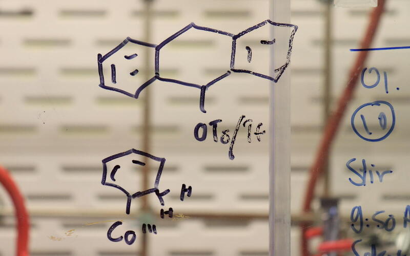 Marker drawing of ligands on glass