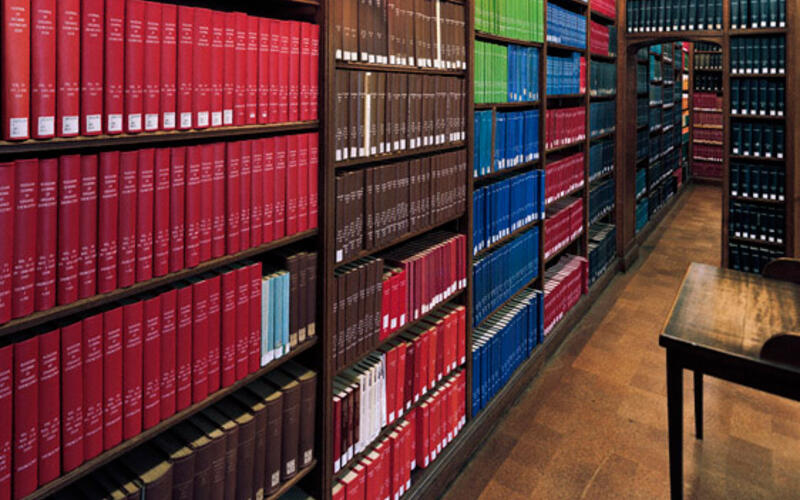A glimpse of the order within the reference collection at Yale's Sterling Chemistry Library.